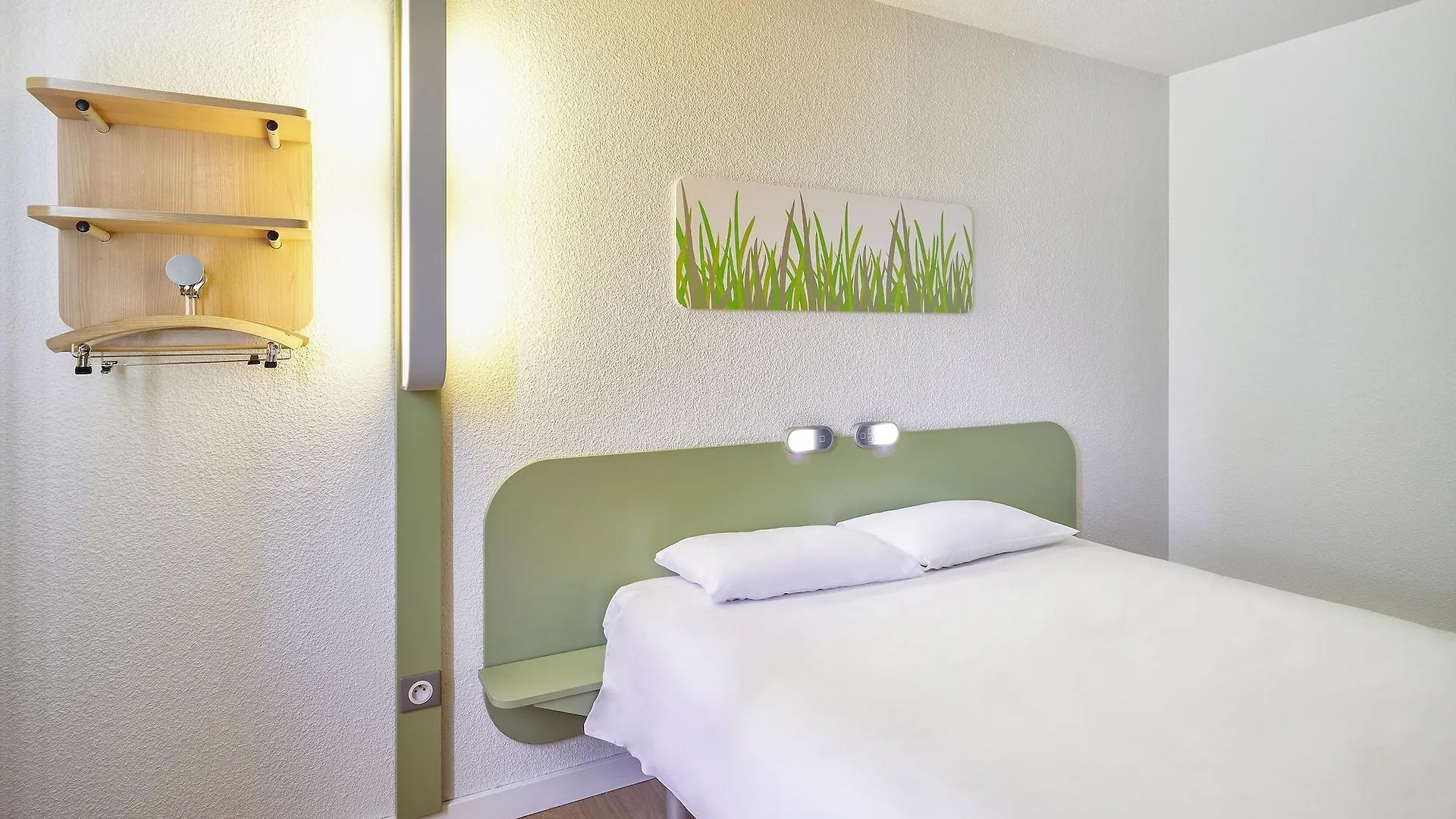 Greet Hotel Annecy Cran-Gevrier By Accor 3*,  France