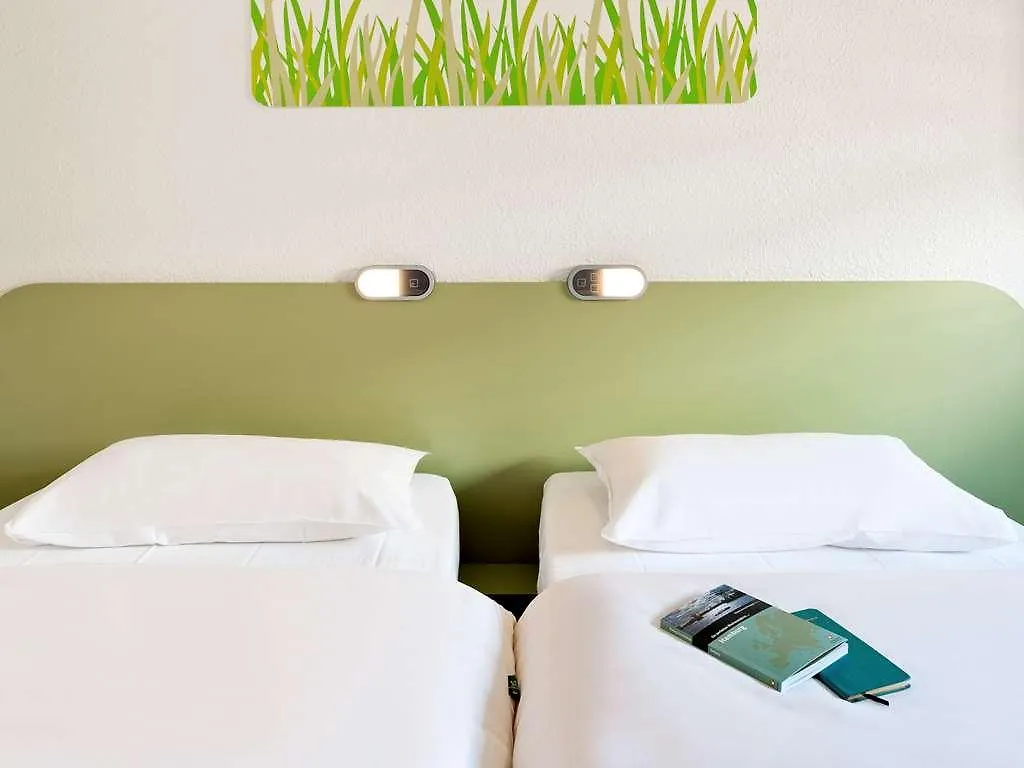 Greet Hotel Annecy Cran-Gevrier By Accor 3*,