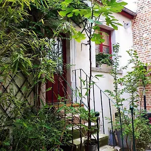 Appartement Lapetitemaisondeparis Paris
